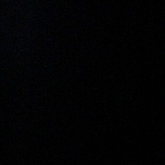 Meet your Posher, Tia - Picture 1 of 1